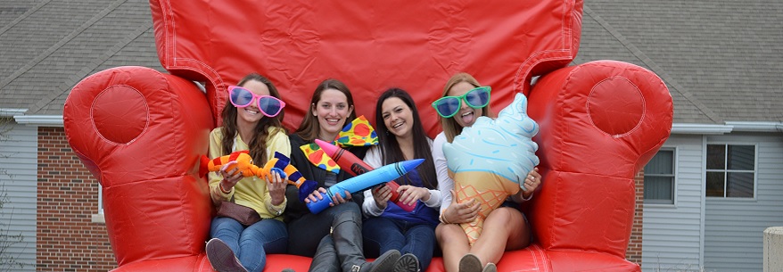 Sometimes a photo booth just won’t cut it.  Hop onto our giant inflatable chair and smile for a photo opp you and your friends won’t soon forget.